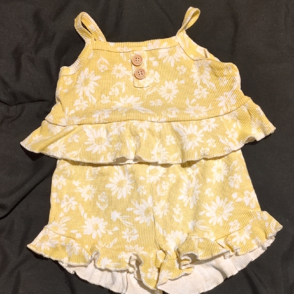 Rachel Zoe Yellow and White Kids Matching Set - Picture 1 of 5